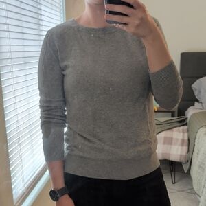 Forever 21 Heather Gray Crew Neck Sweater